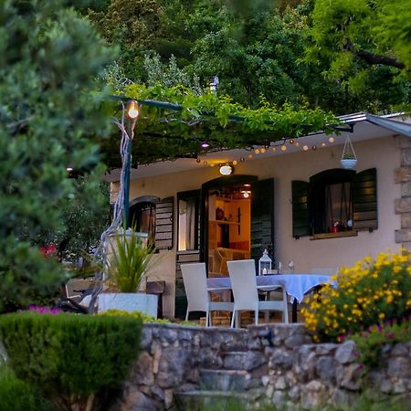 Holiday Home Oaza Baška Voda Exteriör bild